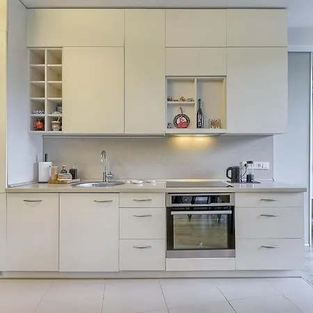Апартаменты Spacious 2 Bedroom In *
