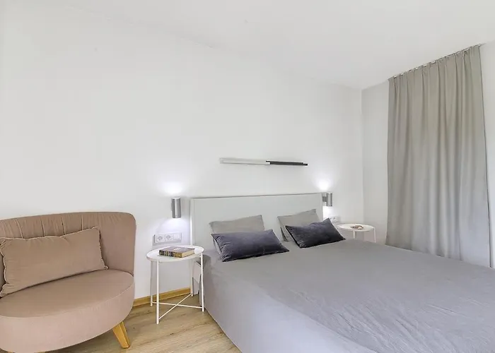 Spacious 2 Bedroom In