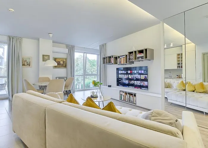 Spacious 2 Bedroom In Lejlighed *