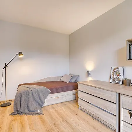 Апартаменты Spacious 2 Bedroom In